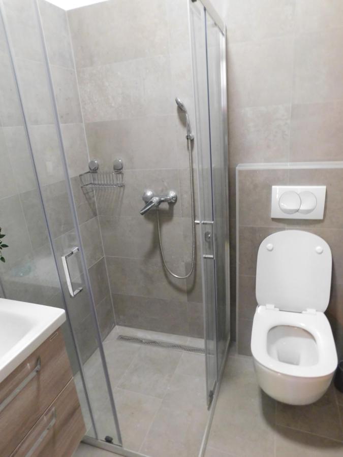 Active Chillax Oasis Apartments アンカラン エクステリア 写真