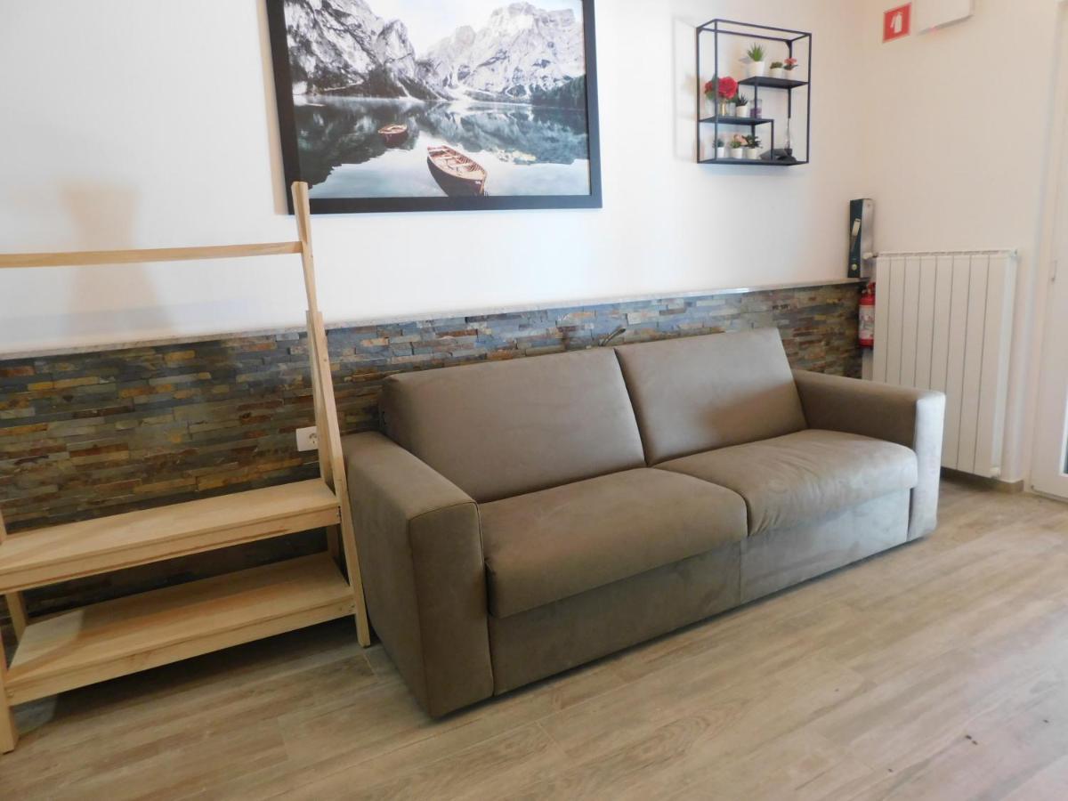 Active Chillax Oasis Apartments アンカラン エクステリア 写真