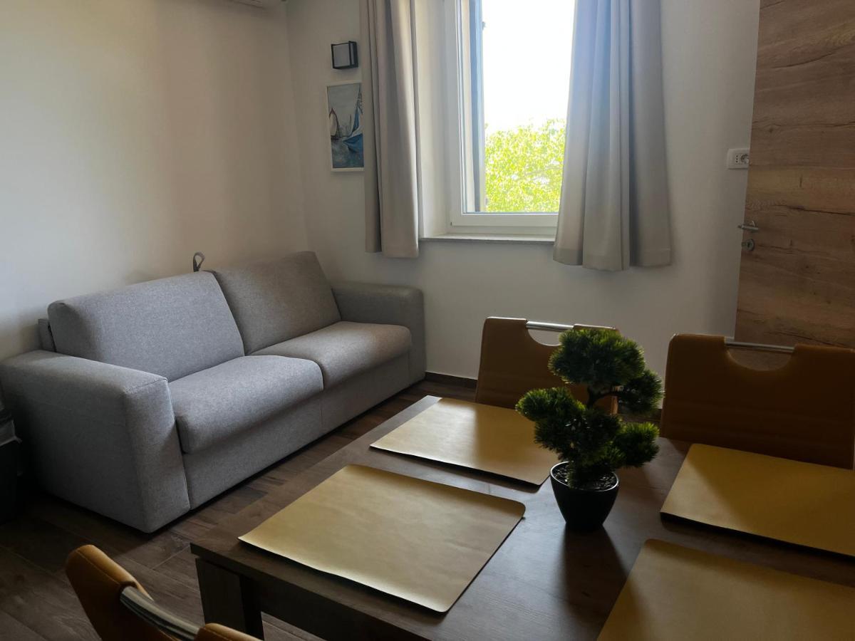 Active Chillax Oasis Apartments アンカラン エクステリア 写真